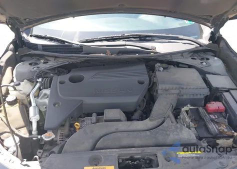 2015 Nissan Altima 2.5 S из США, поврежденный, VIN 1N4AL3AP9FC950105